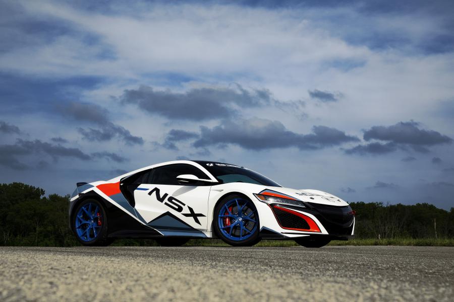  Acura NSX Pikes Peak 2019 года  (фото 4 из 6)